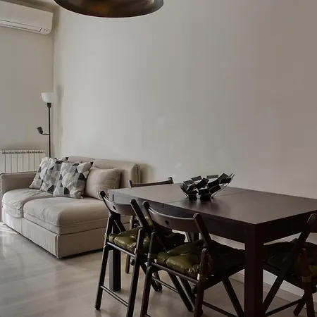 Joivy Vibrant 2bed With Balcony Apartamento *