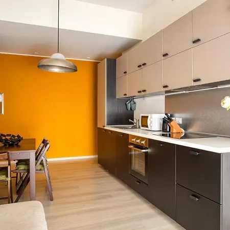 Joivy Vibrant 2bed With Balcony Apartamento
